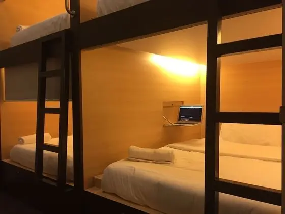 Premium Ortak Ranzalı Oda, Birden Çok Yatak Odası