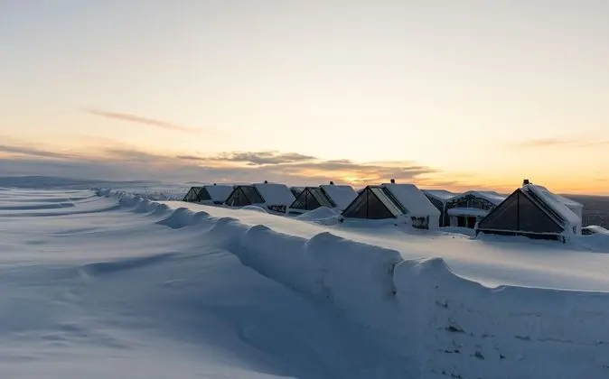 Aurora Cabin