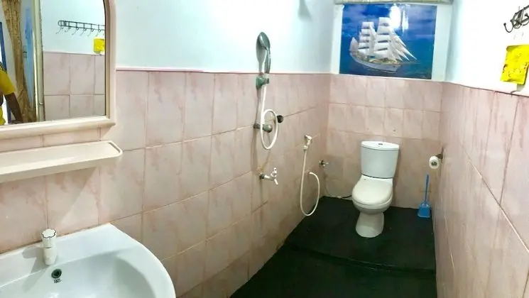 Comfort Tek Büyük Yataklı Oda