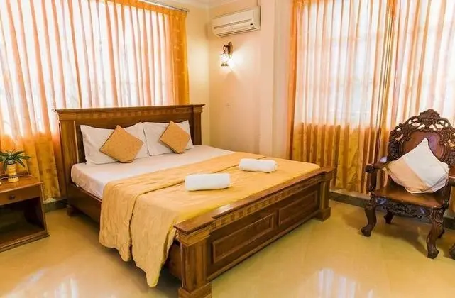 Deluxe Tek Büyük veya İki Ayrı Yataklı Oda (with A/C)
