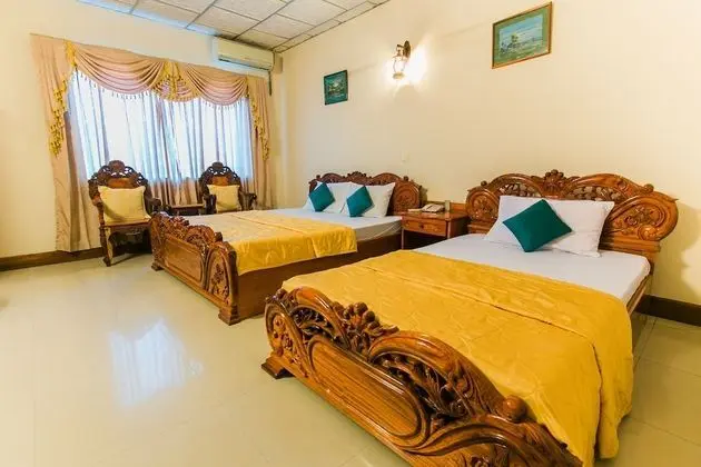Deluxe Tek Büyük veya İki Ayrı Yataklı Oda (with A/C)