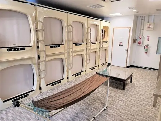 Oda, 1 Tek Kişilik Yatak, Sigara İçilmez, Ortak Banyo