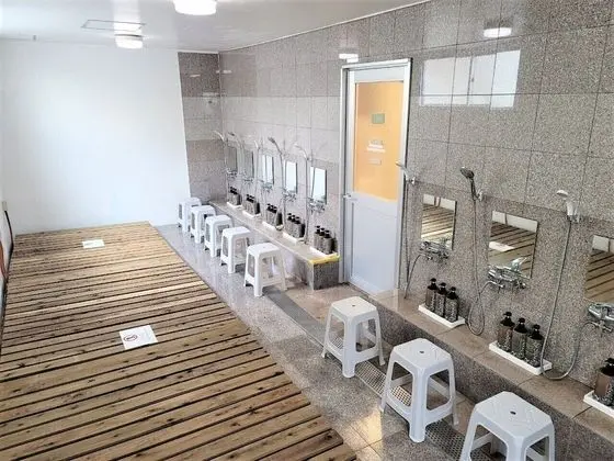 Oda, 1 Tek Kişilik Yatak, Sigara İçilmez, Ortak Banyo