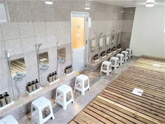 Oda, 1 Tek Kişilik Yatak, Sigara İçilmez, Ortak Banyo