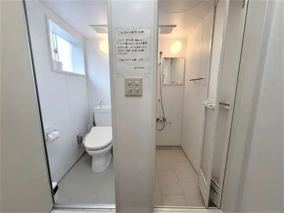 Oda, 1 Tek Kişilik Yatak, Sigara İçilmez, Ortak Banyo