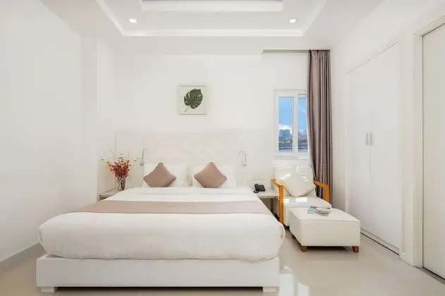 Deluxe Tek Büyük Yataklı Oda, Küvet, Şehir Manzaralı