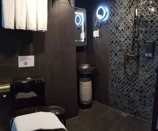 Deluxe Dört Kişilik Oda
