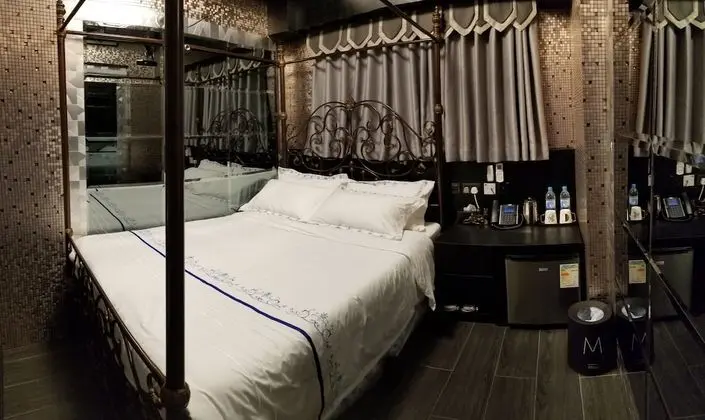 Design Tek Büyük Yataklı Oda, Şehir Manzaralı
