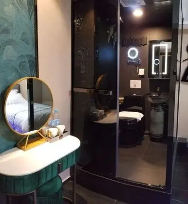 Design Üç Kişilik Oda, Şehir Manzaralı
