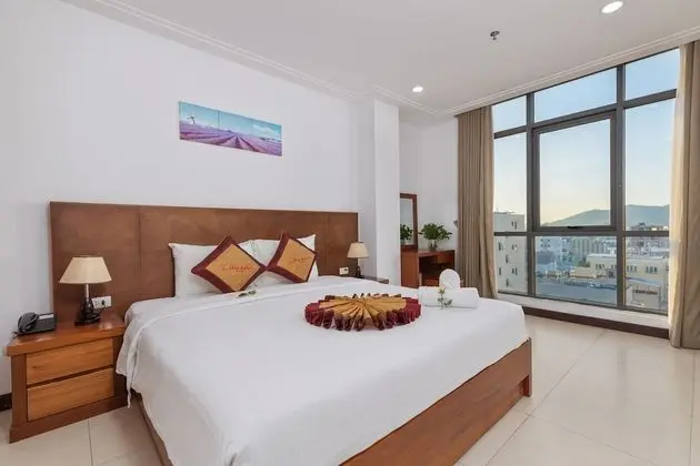 Deluxe Tek Büyük veya İki Ayrı Yataklı Oda, 1 Yatak Odası, Kısmi Deniz Manzarası