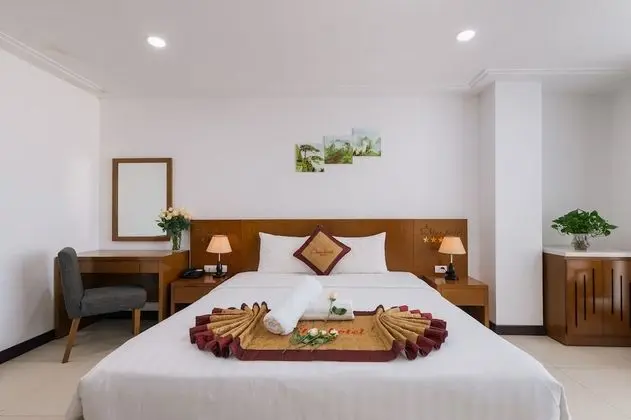 Deluxe Tek Büyük veya İki Ayrı Yataklı Oda, 1 Yatak Odası, Kısmi Deniz Manzarası