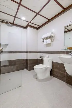 Deluxe Tek Büyük veya İki Ayrı Yataklı Oda, 1 Yatak Odası, Kısmi Deniz Manzarası