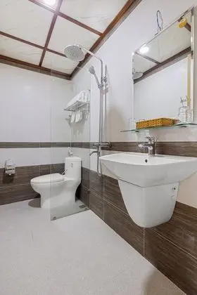 Deluxe Tek Büyük veya İki Ayrı Yataklı Oda, 1 Yatak Odası, Kısmi Deniz Manzarası