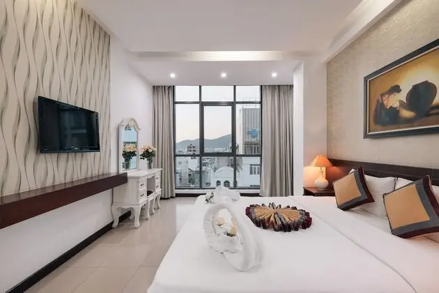 Luxury Süit, 1 Yatak Odası, Sigara İçilmez, Kısmi Deniz Manzarası
