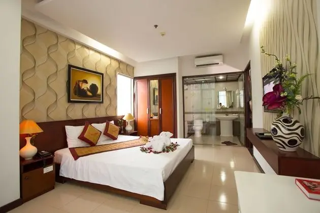 Luxury Süit, 1 Yatak Odası, Sigara İçilmez, Kısmi Deniz Manzarası