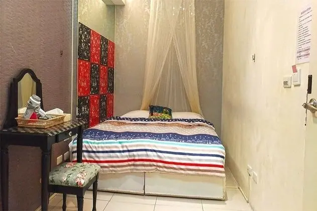 Junior Süit, 1 Çift Kişilik Yatak