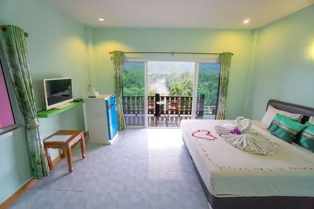 Deluxe River View Bungalow