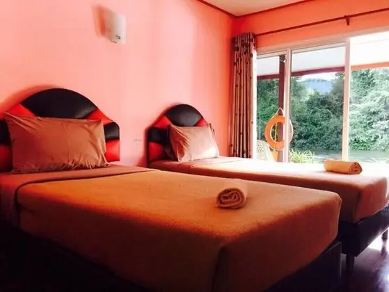 Room on Raft
