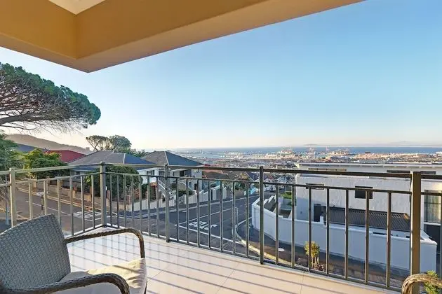 MANDELAS GOLD- 2 BEDROOM 2 BATHAPARTMENT
