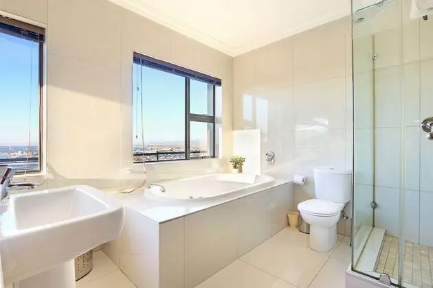 MANDELAS GOLD- 2 BEDROOM 2 BATHAPARTMENT