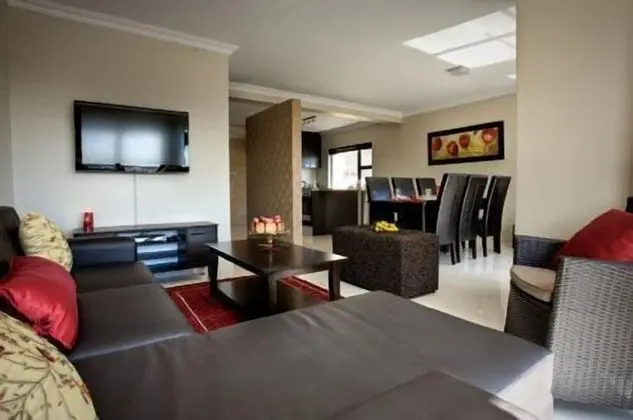 MANDELAS GOLD- 2 BEDROOM 2 BATHAPARTMENT