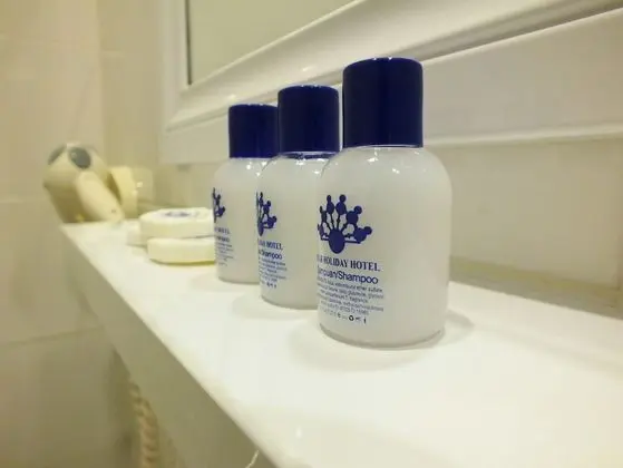 Bathroom amenities