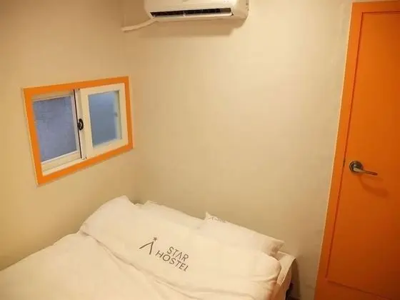Tek Kişilik Oda (Private Shower, Shared Toilet)