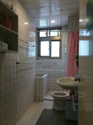 Ortak Ranzalı Oda, Sadece erkekler için, Ortak Banyo