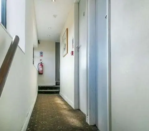 Classic Tek Büyük Yataklı Oda, Ortak Banyo