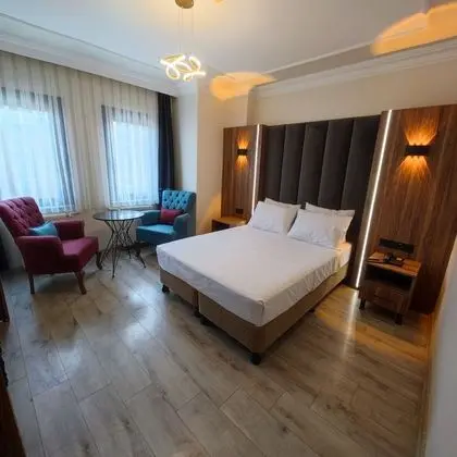 Tek Büyük Yataklı Oda