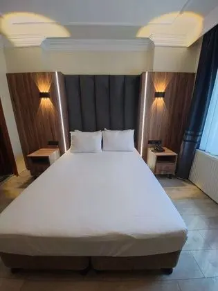 Üç Kişilik Oda