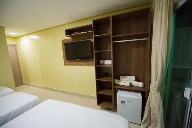 Deluxe Dört Kişilik Oda