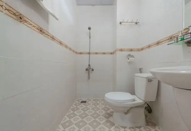Basic Büyük Yataklı Tek Kişilik Oda