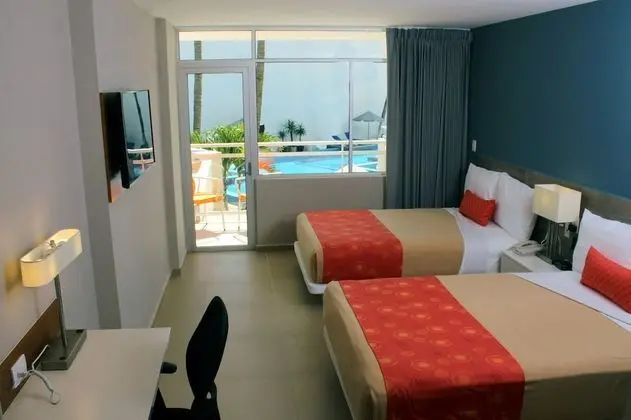 Standard Room, 2 Double Beds, No view