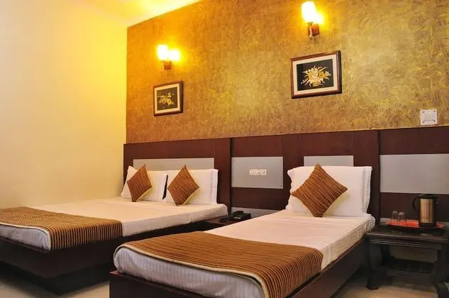 Deluxe Üç Kişilik Oda (AC)