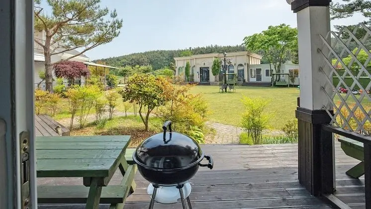 Jupiter - Private BBQ (Max 4-person, Extra person charge on site more than 2-person)