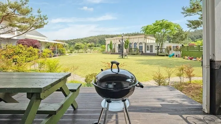 Venus - Private BBQ (Max 4-person, Extra person charge on site more than 2-person)