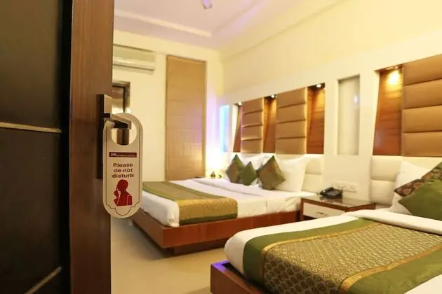 Deluxe Üç Kişilik Oda