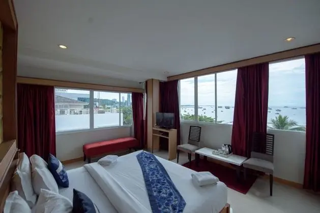 Grand Deluxe Double Room