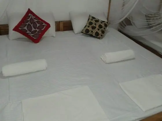 Comfort Üç Kişilik Oda, Birden Çok Yatak, Sigara İçilebilir, Bahçe Manzaralı