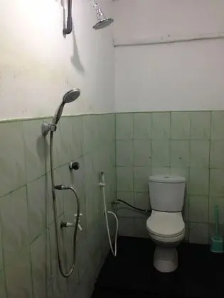 Comfort Üç Kişilik Oda, Birden Çok Yatak, Sigara İçilebilir, Bahçe Manzaralı