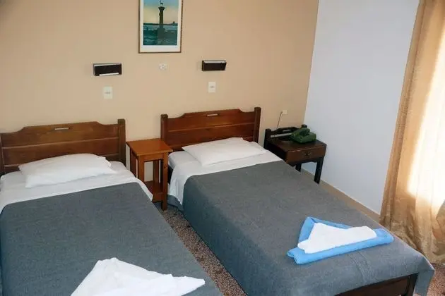 Tek Büyük veya İki Ayrı Yataklı Oda, Şehir Manzaralı