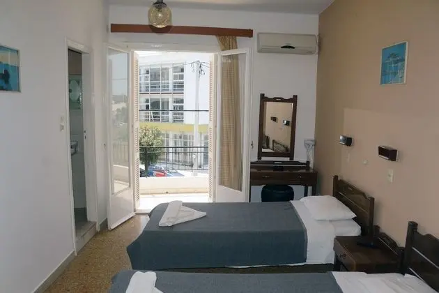 Tek Büyük veya İki Ayrı Yataklı Oda, Şehir Manzaralı