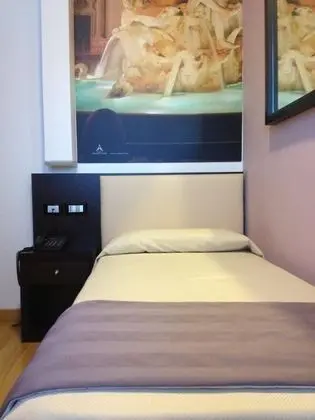 Basic Tek Kişilik Oda, 1 Tek Kişilik Yatak