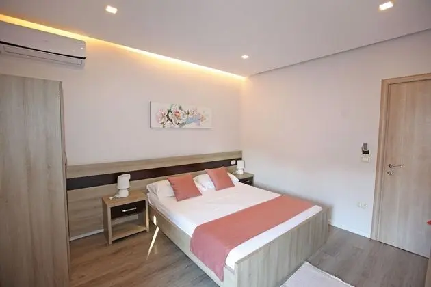 Tek Büyük Yataklı Oda, Balkon