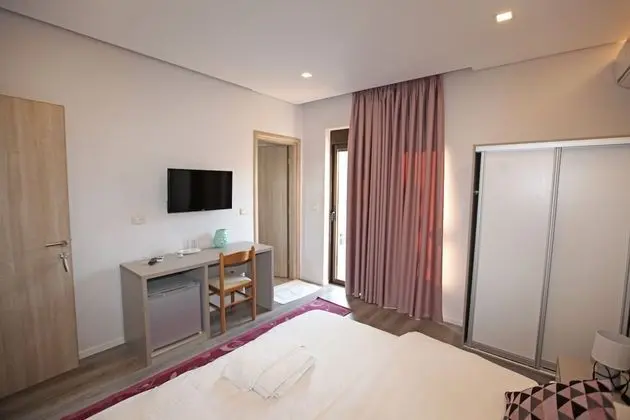Tek Büyük Yataklı Oda, Balkon
