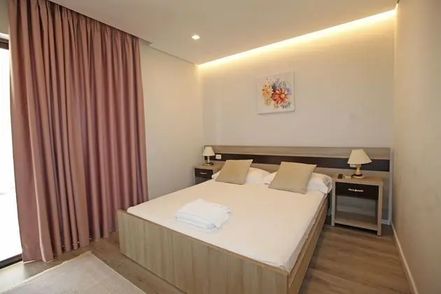 Tek Büyük Yataklı Oda, Balkon