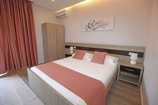 Tek Büyük Yataklı Oda, Balkon