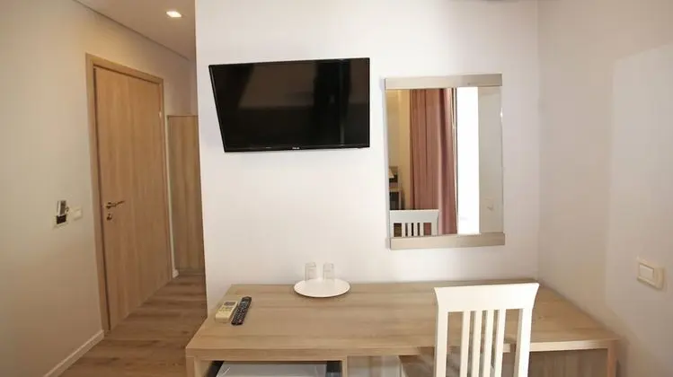 Tek Büyük Yataklı Oda, Balkon