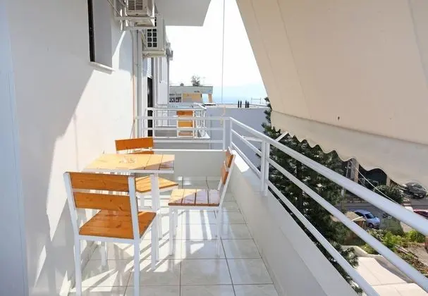 Tek Büyük Yataklı Oda, Balkon